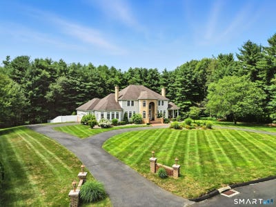 /international/us/28-royal-manor-somers-ct-110120562764/