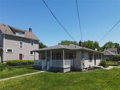 /international/us/701-jones-street-hubbard-oh-110108576187/