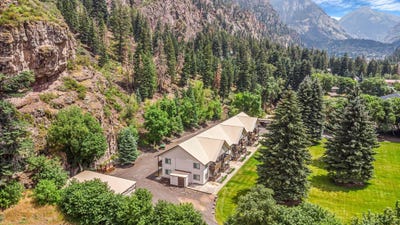 /international/us/2101-main-street-ouray-co-110101372575/
