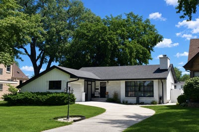 /international/us/9525-parkside-avenue-oak-lawn-il-110107951506/