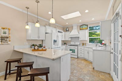 /international/us/225-mount-hermon-rd-107-scotts-valley-ca-110099512725/