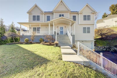 /international/us/20-tanyas-court-monroe-ny-110105020010/