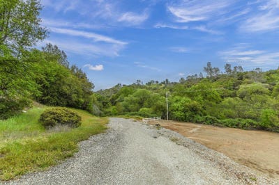 /international/us/34-foothill-village-drive-angels-camp-ca-110091736475/