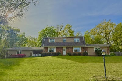 /international/us/8693-arbutus-drive-hixson-tn-110107288754/