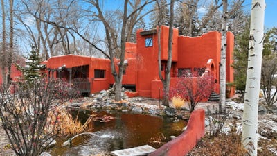 /international/us/316-burch-street-taos-nm-110104954874/