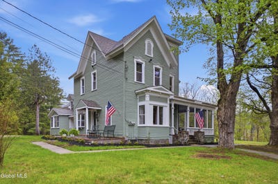 /international/us/10-landon-hill-road-chestertown-ny-110107634445/