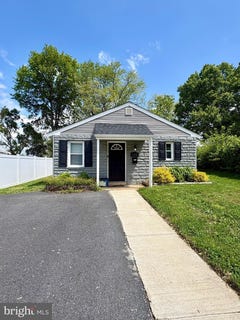 /international/us/102-oval-circle-wilmington-de-110107696165/