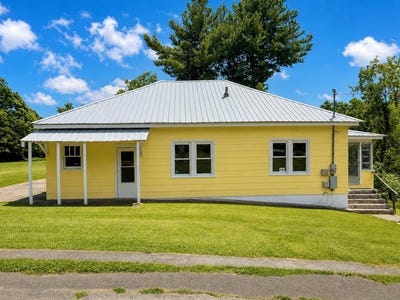 /international/us/411-paint-street-beckley-wv-110108799233/