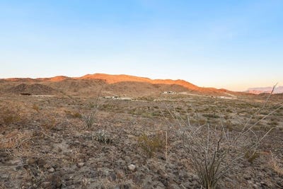 /international/us/23031-fm-170-terlingua-tx-110103668494/