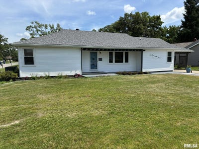/international/us/122-paint-creek-lane-carmi-il-110100315884/