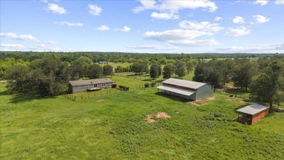 /international/us/3063-county-road-484-elgin-tx-110120089344/