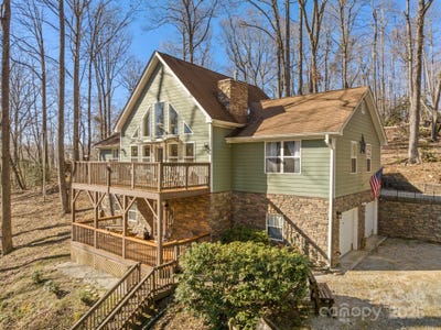 /international/us/2959-2961-bearwallow-mountain-road-hendersonville-nc-110096607711/?lang=zh-tw