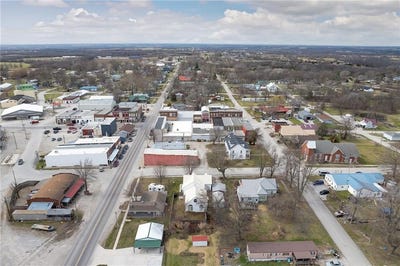 /international/us/105-s-grant-street-jamesport-mo-110106721782/