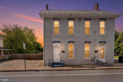/international/us/247-n-mulberry-street-hagerstown-md-110107848486/