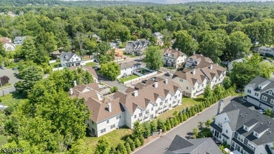 /international/us/16-riverbend-ct-new-providence-boro-nj-110100456685/
