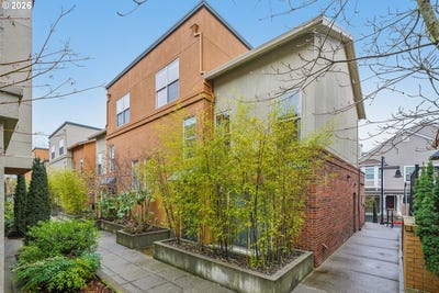 /international/us/6261-ne-carillion-dr-hillsboro-or-110104573401/