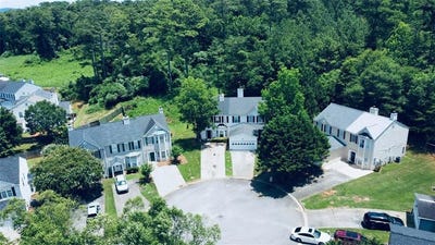 /international/us/49-hampton-drive-cartersville-ga-110100316073/