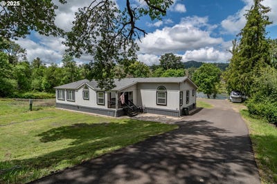 /international/us/2665-whistlers-park-rd-roseburg-or-110099728293/