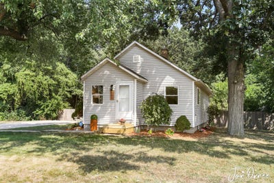 /international/us/263-beech-street-holland-mi-110101449630/