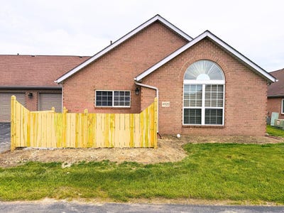 /international/us/4920-meadow-run-drive-hilliard-oh-110105290003/
