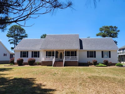 /international/us/5275-woodland-dr-chincoteague-va-110108799679/