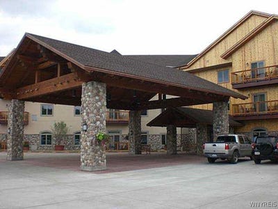 /international/us/6447-holiday-valley-road-ellicottville-ny-110106850598/
