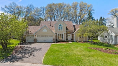 /international/us/1772-brighton-trail-woodbury-mn-110107750174/