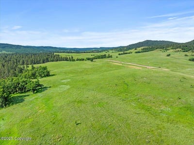 /international/us/tract-2-lone-elk-ranch-alva-wy-110098379960/?lang=zh-tw