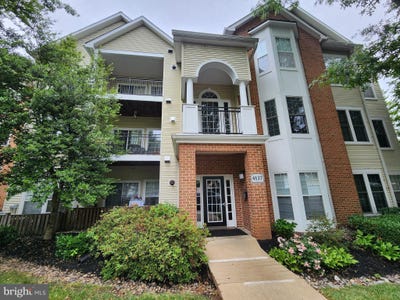 /international/us/4137-fountainside-lane-fairfax-va-110108179575/