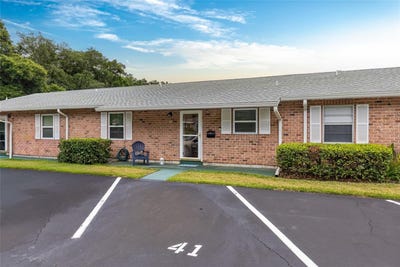 /international/us/41-fairway-court-deland-fl-110108011078/