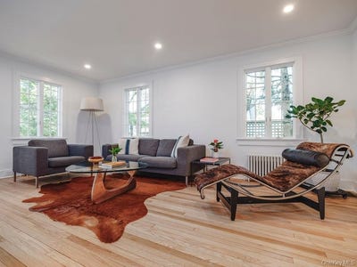 /international/us/175-aka-611-maple-street-greenport-ny-110108691447/
