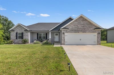 /international/us/835-lochinvar-lane-cape-girardeau-mo-110101012588/