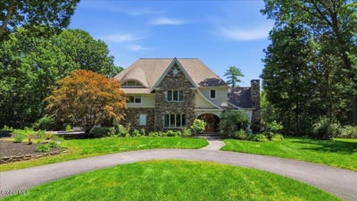 /international/us/6-cherry-tree-lane-saratoga-springs-ny-110108738584/