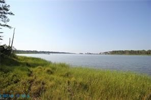 /international/us/004-creekside-lane-north-va-110108765495/