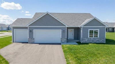 /international/us/103-w-2nd-street-friesland-wi-110106558181/