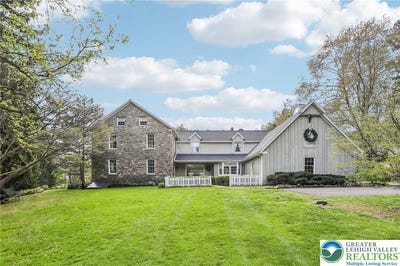 /international/us/3811-lilac-road-lower-macungie-twp-pa-110107698170/