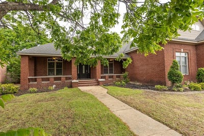 /international/us/1503-brentwood-drive-west-memphis-ar-110107845945/