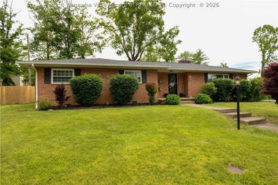 /international/us/941-s-walnut-street-st-albans-wv-110108058212/