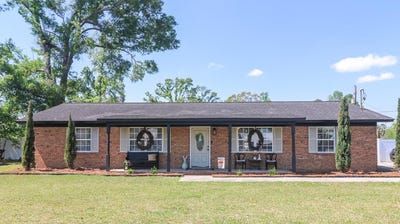 /international/us/40-hillcrest-hazlehurst-ga-110106933473/