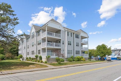 /international/us/170-e-grand-avenue-old-orchard-beach-me-110100520039/