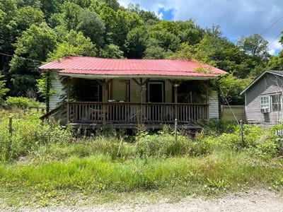 /international/us/198-rising-sun-drive-eskdale-wv-110109012148/