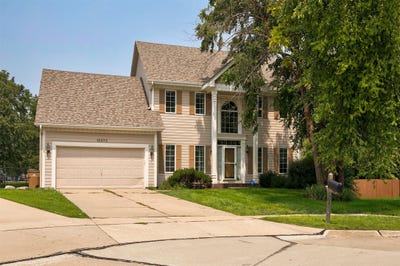 /international/us/12373-hazelwood-court-clive-ia-110099398745/?lang=zh-cn