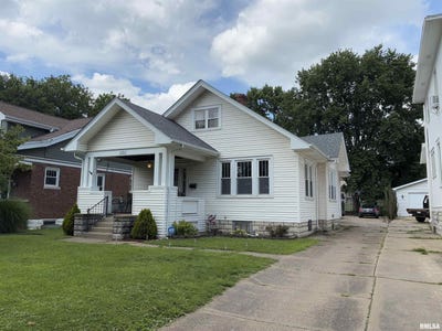 /international/us/2241-spring-street-quincy-il-110101396170/