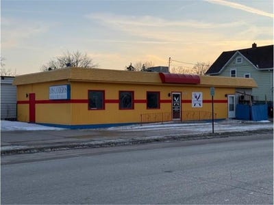 /international/us/501-w-oakland-avenue-austin-mn-110105476726/