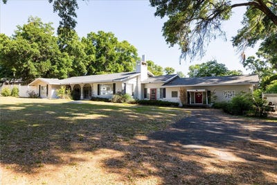 /international/us/1505-e-crooked-lake-drive-eustis-fl-110107636592/