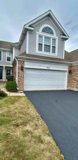 /international/us/642-citadel-drive-westmont-il-110120485576/