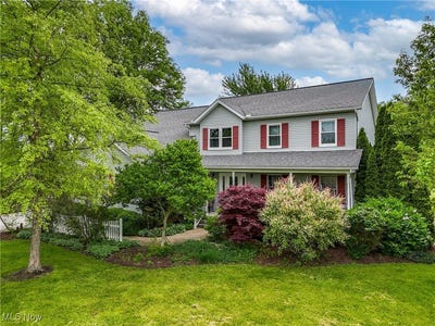 /international/us/111-township-road-581-sullivan-oh-110099819288/?lang=en
