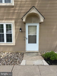 /international/us/442a-thornwood-drive-mount-laurel-nj-110108478317/