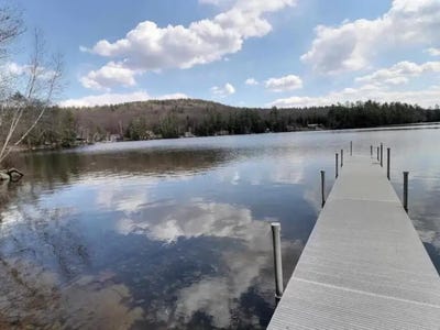 /international/us/13-indian-point-road-croydon-nh-110107339581/