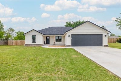 /international/us/413-e-jean-pierre-street-chouteau-ok-110108397362/
